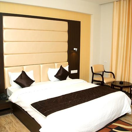 Ratlām Hotel Lavanya Palace מראה חיצוני תמונה
