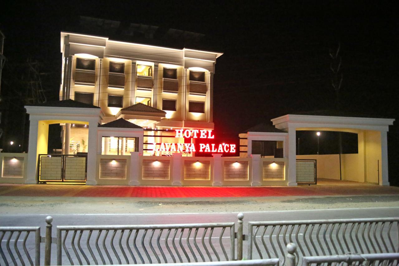 Ratlām Hotel Lavanya Palace מראה חיצוני תמונה