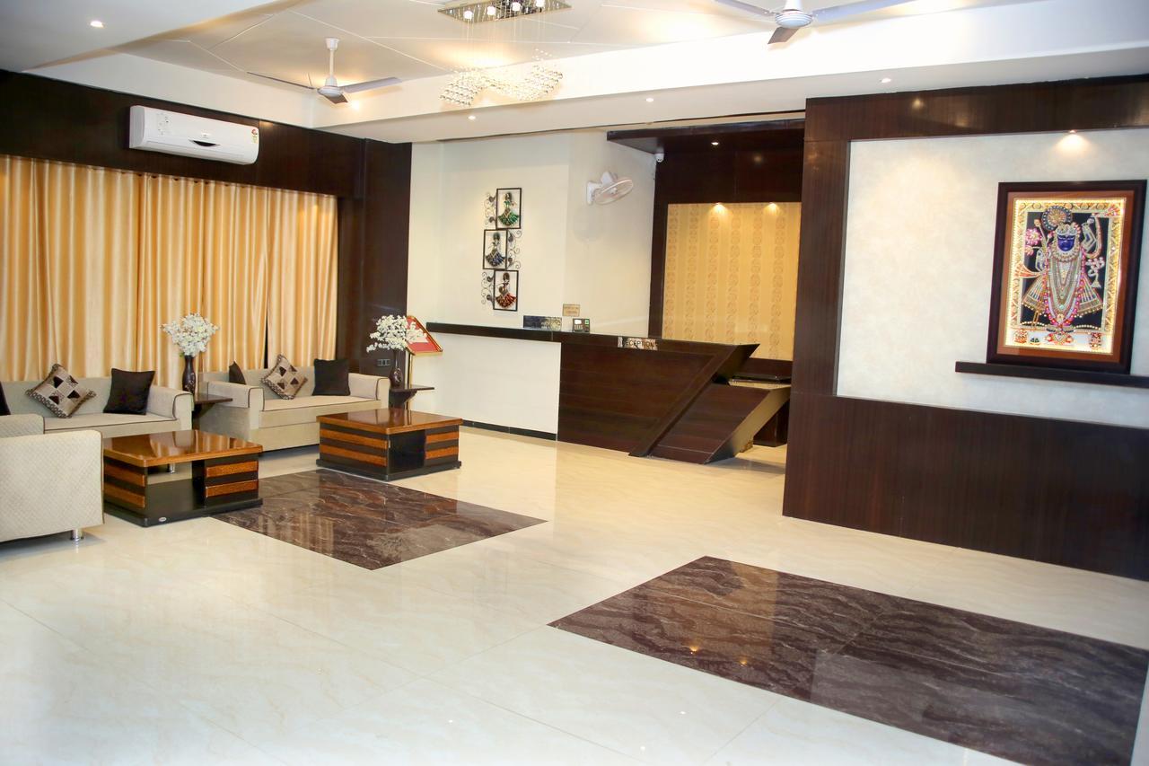 Ratlām Hotel Lavanya Palace מראה חיצוני תמונה